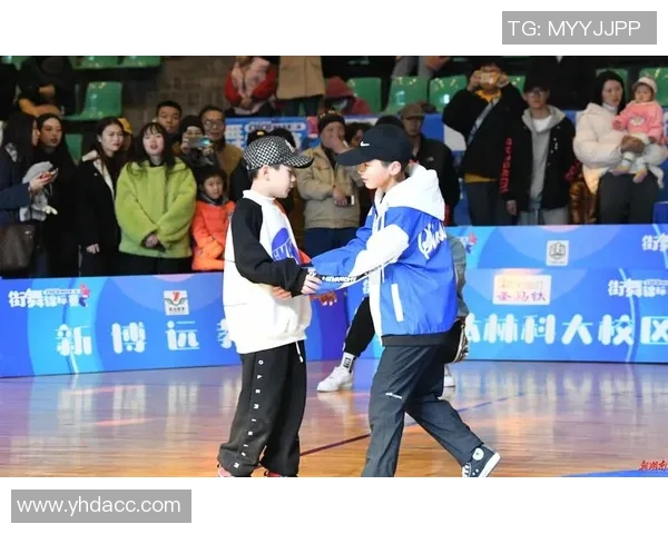 南京街舞队的阵地战解析与街舞文化的热潮探讨